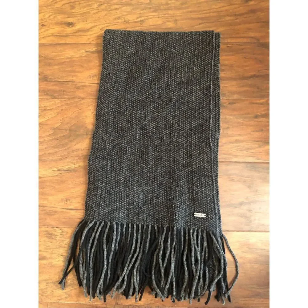 RW&CO  ribbed knitted scarf for men 100% Lambswool